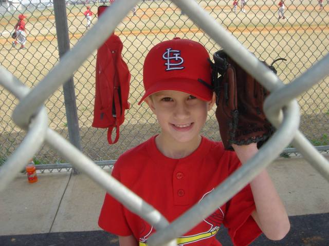 2006/03(Mar)/03(Tee-Ball-Chance-Dax)/640x480_2006-03-04 04-Tee-Ball.JPG